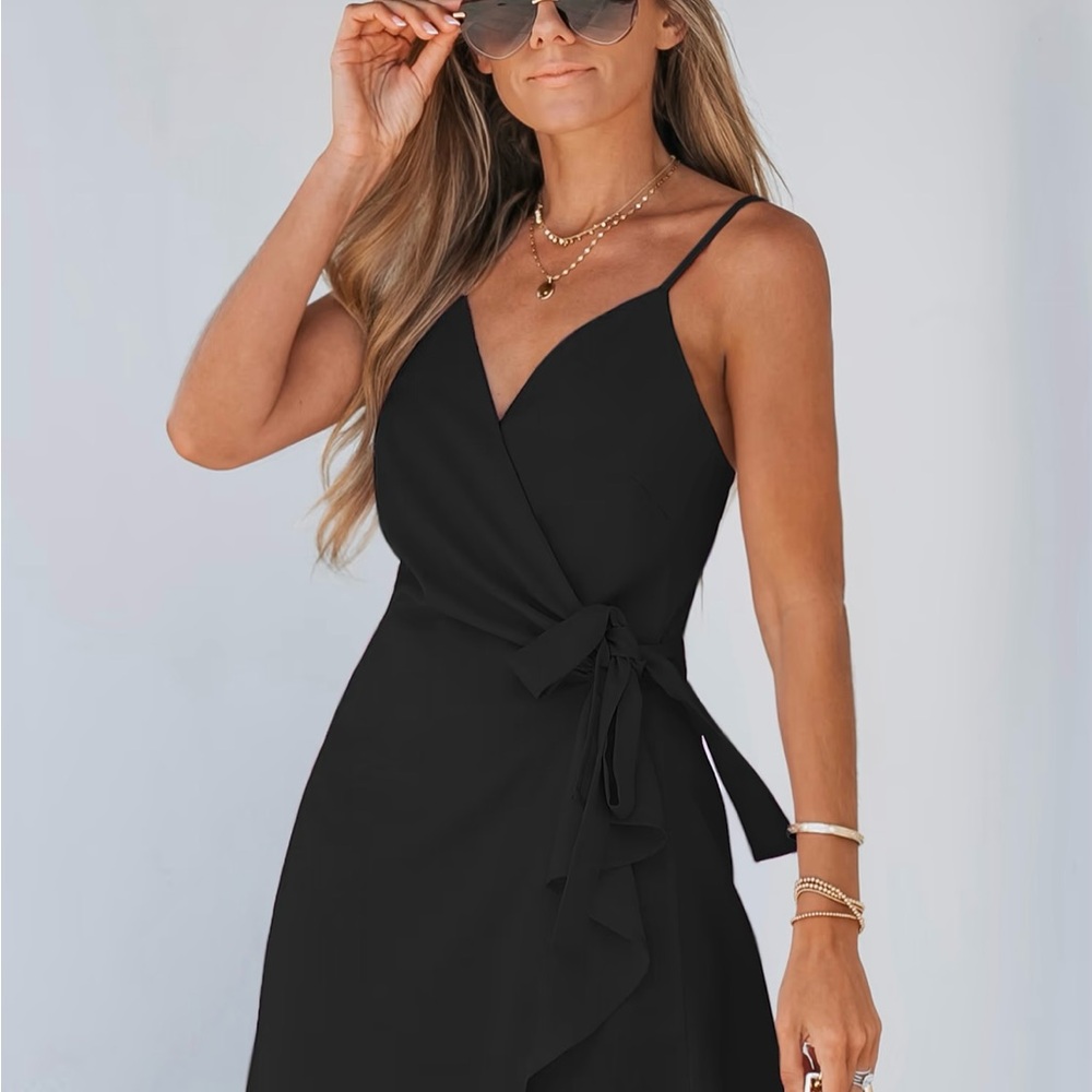 NWOT Cupshe Elegant Black Wrap Midi Dress